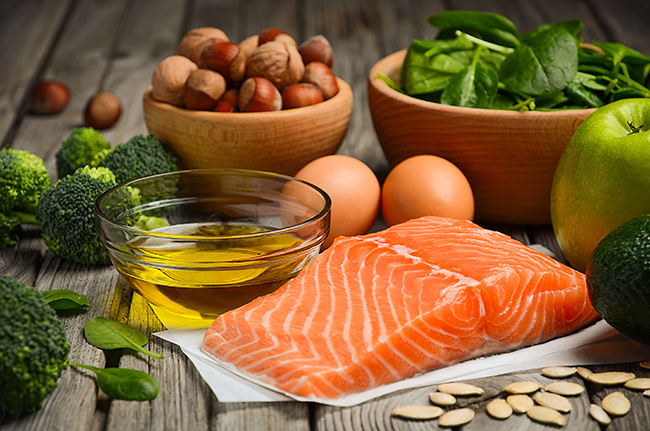 Ăn nhiều thực phẩm chứa omega 3 giúp da luôn ẩm mượt hàng ngày